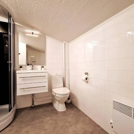 Beautiful 3-bedroom Near City Center Apartment Stavanger